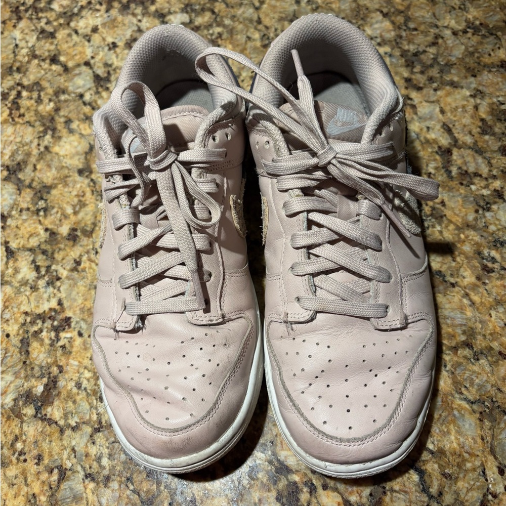 Nike Dunk Low SE Primal Pink